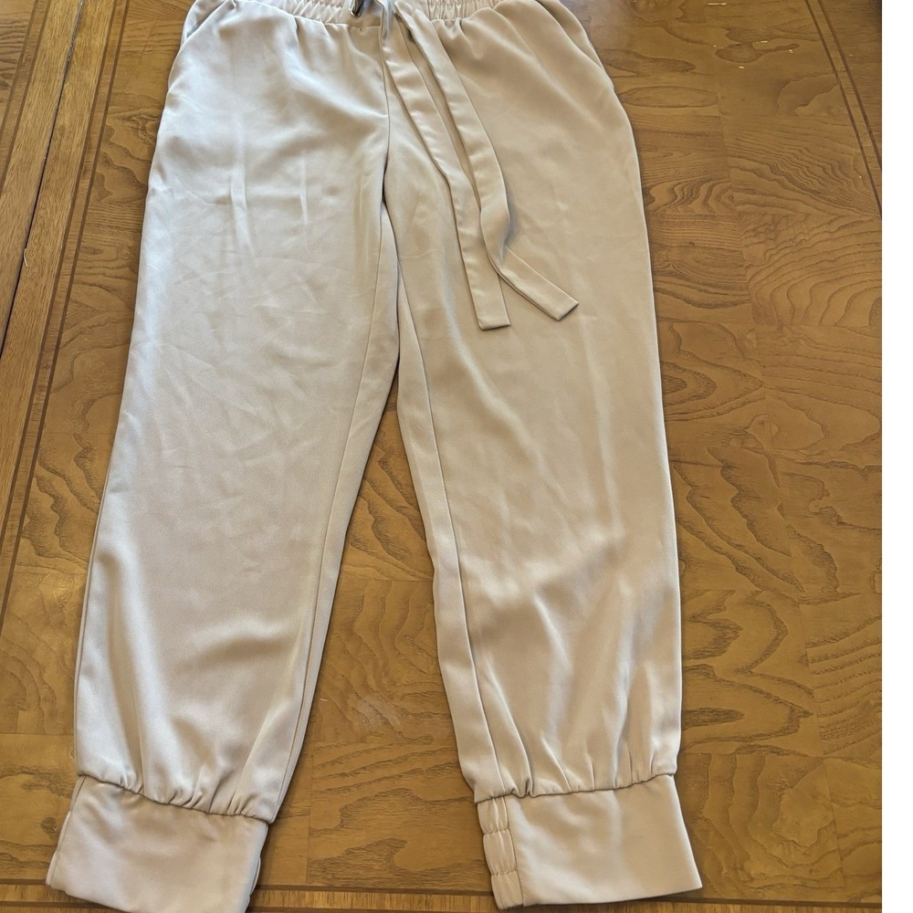 One by Chapter One Tan Beige High Waist Jogger Pants XS TP Drawstring‎ Smocked